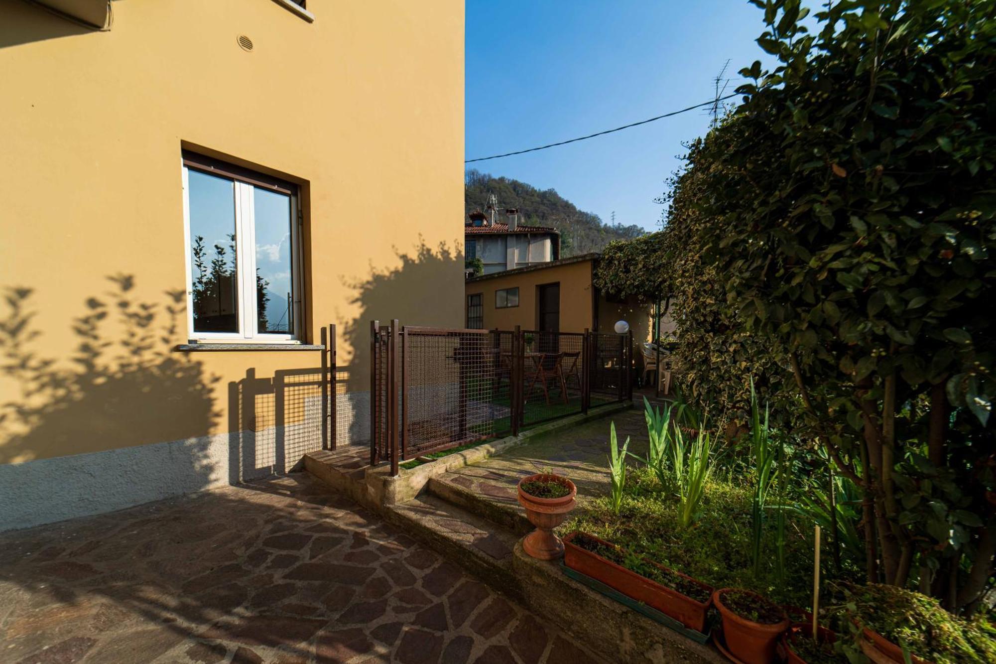 Moonlight - Lecco Getaway Exterior foto